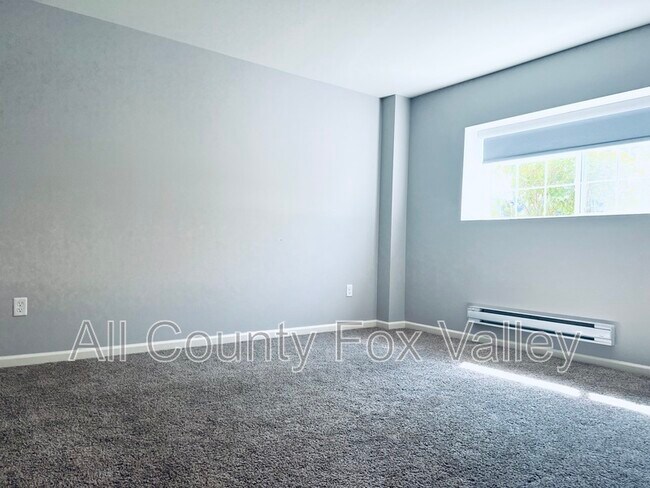 Building Photo - 844 Briar Gln Ct