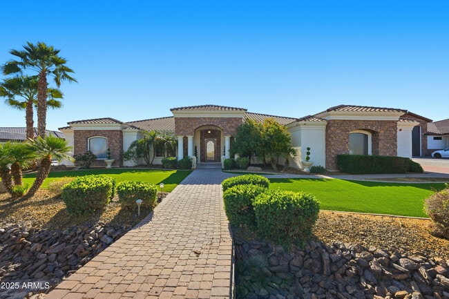 Building Photo - 18131 W Palo Verde Ct