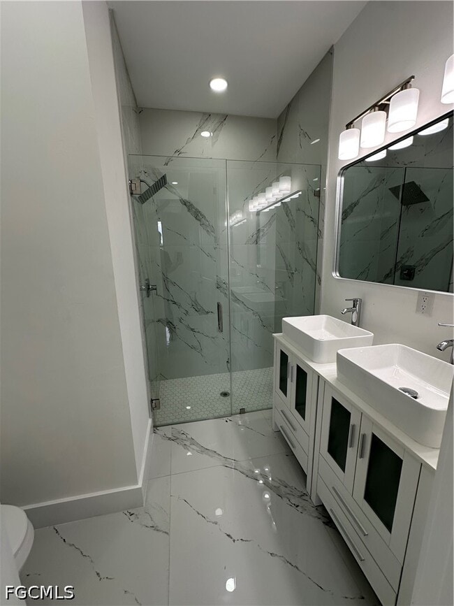 Building Photo - 1051 Eisenhower Blvd