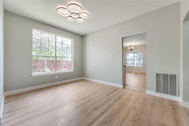 Building Photo - 7941 Flagstone St