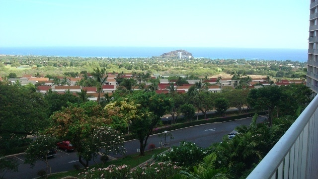 Building Photo - PARTLY FURNISHED STUDIO 1 BATH