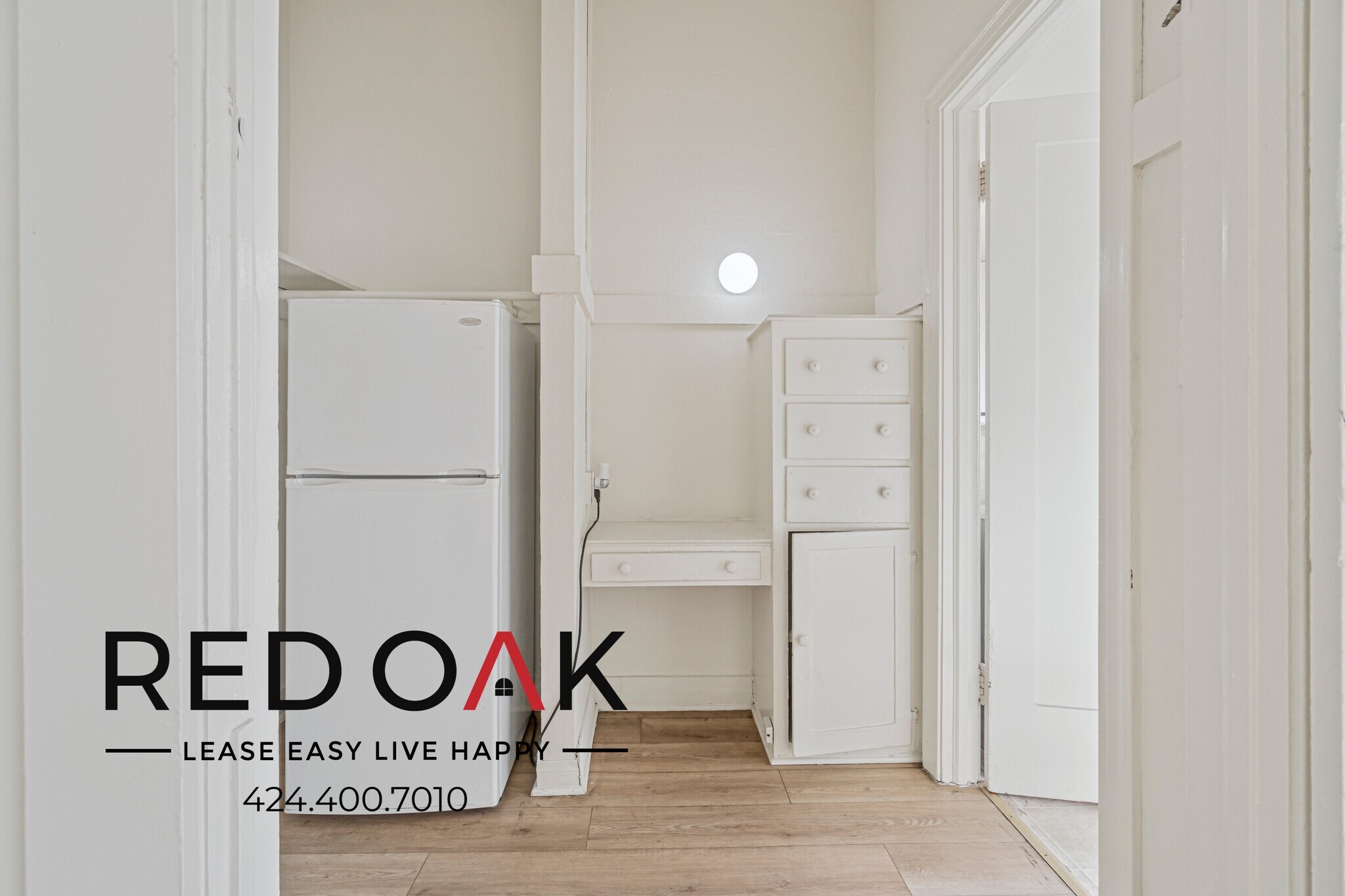 Building Photo - 3918 Beverly Blvd