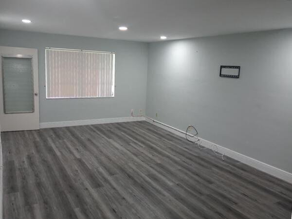 Primary Photo - 149 West Ct