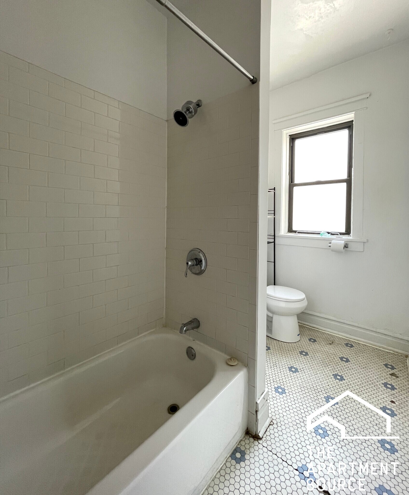 Building Photo - 2530 N Kedzie Blvd