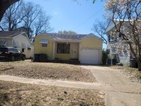 Building Photo - Mockingbird Realty 213