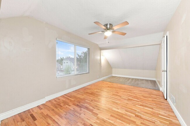 Building Photo - 1463 E 2700 S