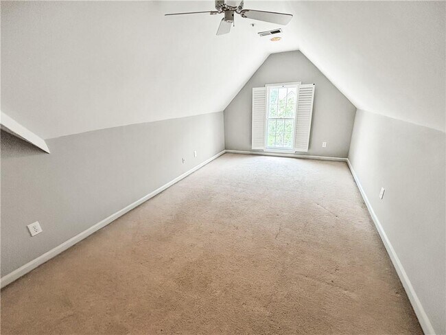 Building Photo - 2092 Drogheda Ln