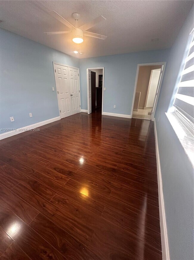 Building Photo - 15981 SW 54th Terrace