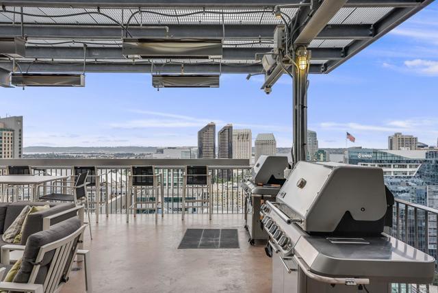 Building Photo - 321 Tenth Ave