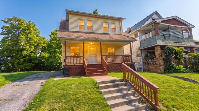 Building Photo - 3440 E 145th St