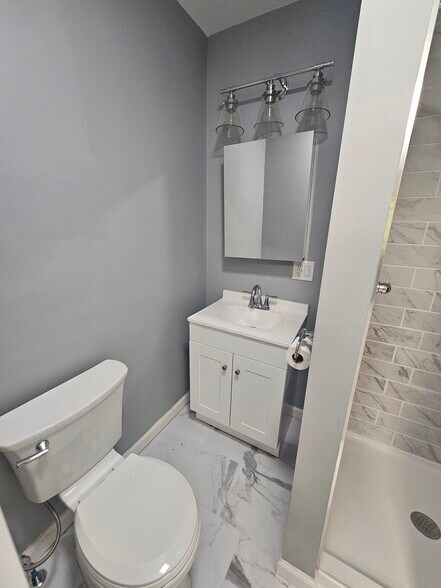 Building Photo - 1650 Mineral Spring Rd