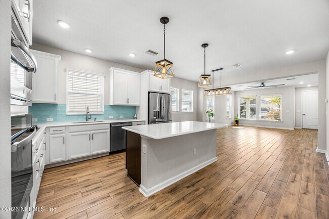 Building Photo - 73 Bluebonnet Way