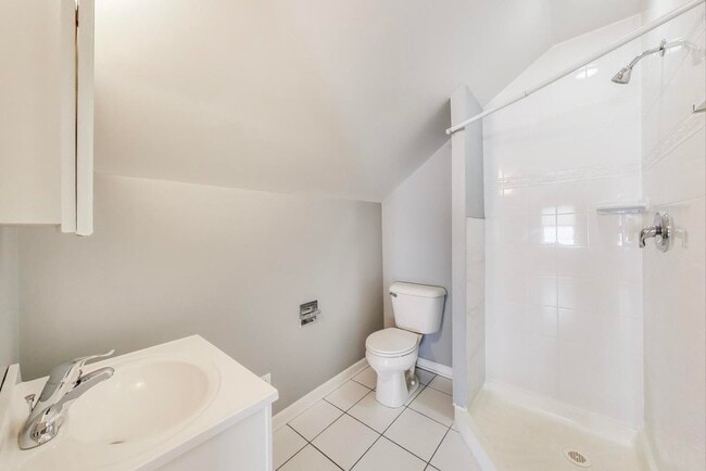 Building Photo - 4118 Prairie Ave