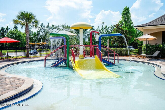 Building Photo - 65849 Edgewater Dr