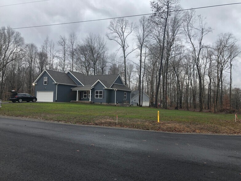 Building Photo - 300 Clancey Ln