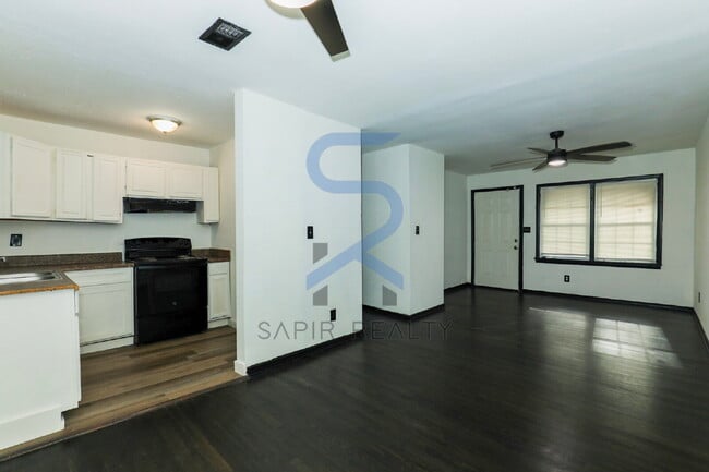 Building Photo - Your Carroll Heights Retreat – 3BR Home with Big Backyard Appeal