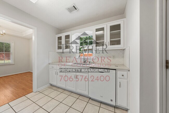 Building Photo - 30 Sugar Mill Ct