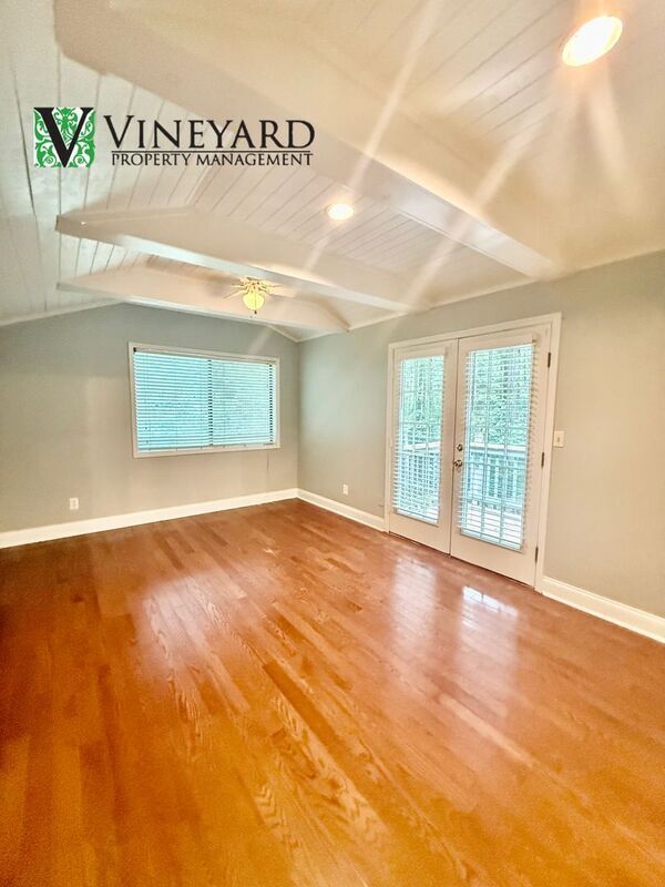 Building Photo - 1510 Oak Creek Dr
