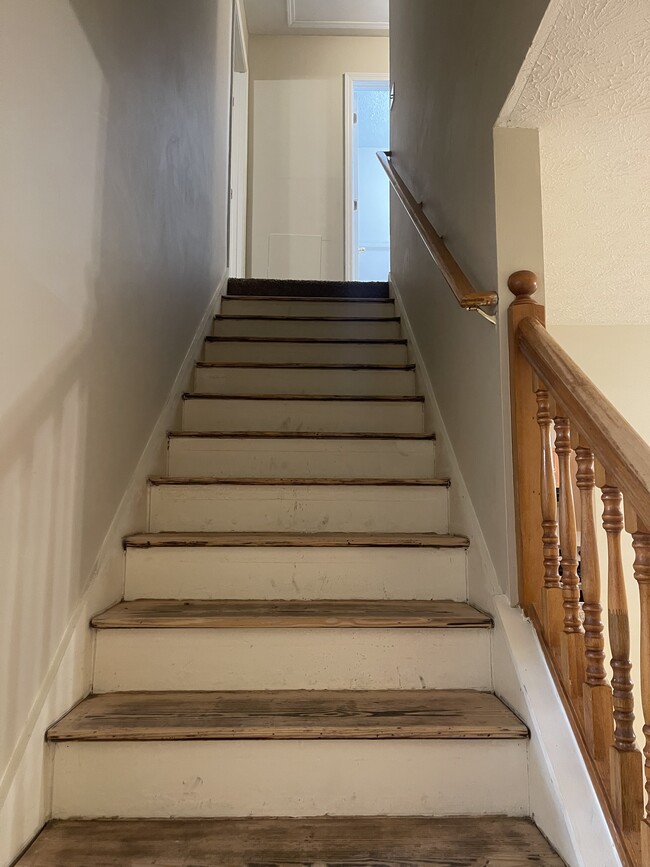 Building Photo - 5669 Wind Gate Ln