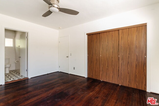 Building Photo - 2042 Sanborn Ave