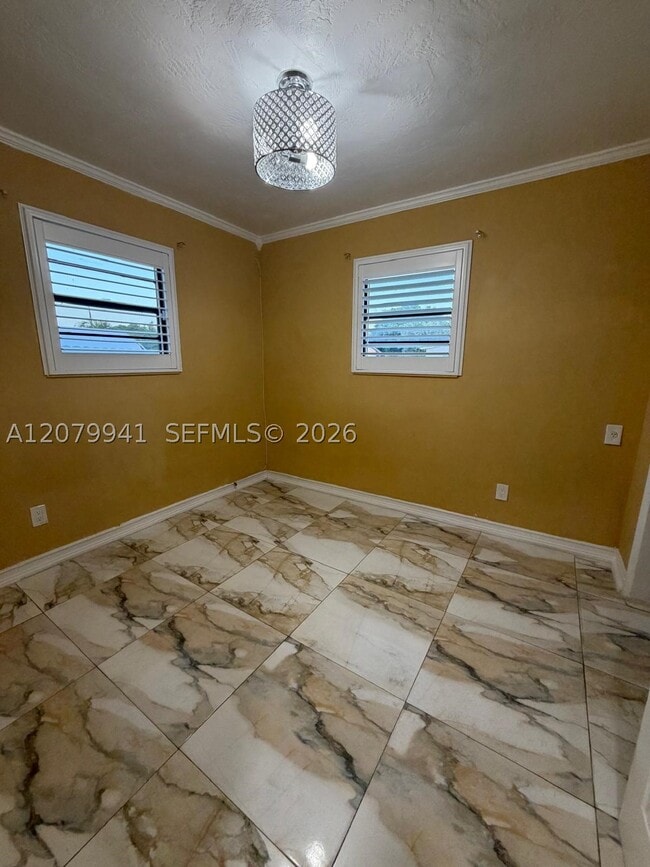 Building Photo - 3151 SW 37th Terrace