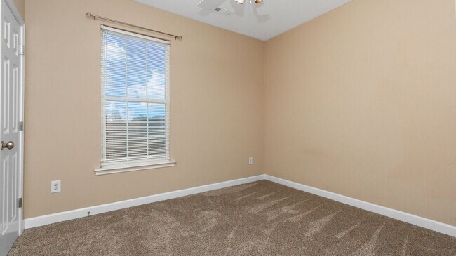 Building Photo - Located just Steps from Shopping, Dining, & Entertainment in The Market Common