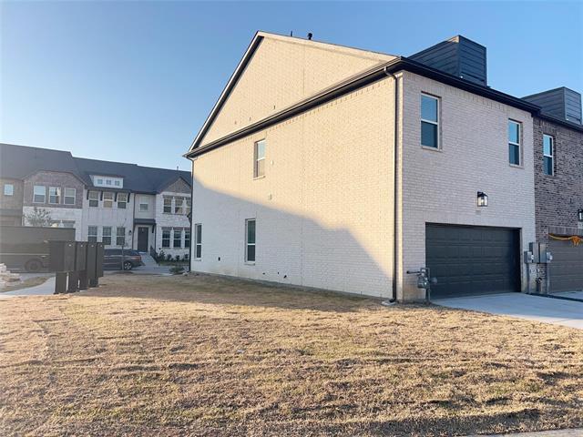 Building Photo - 2212 Adena Springs Dr