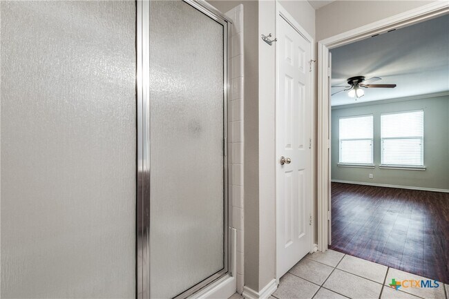 Building Photo - 5914 Wexford Brook