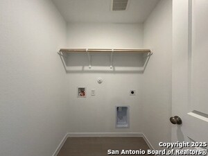 Building Photo - 3307 Gingham Pt