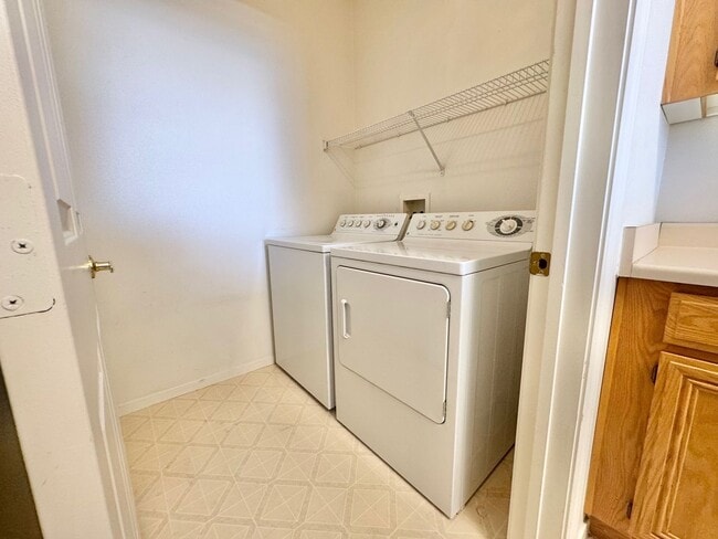 Building Photo - WONDERFUL 1 BEDROOM IN GUARD GATED VISTANA...