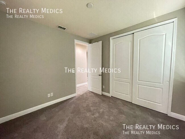 Building Photo - 8422 Kelsall Dr