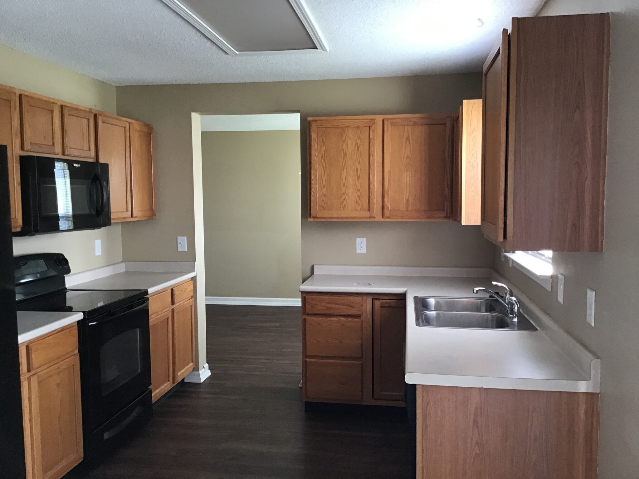 Building Photo - 2012 Fullwood Dr