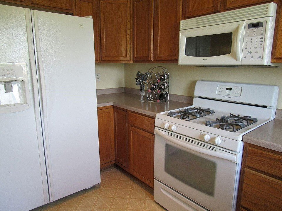 Building Photo - 4184 Jansen Ave NE