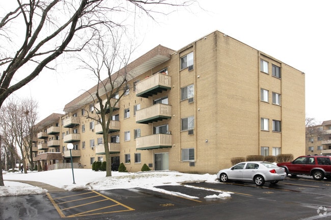 Building Photo - Westgate Condominiums