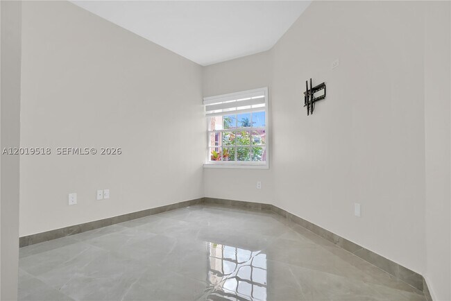 Building Photo - 14245 SW 57th Ln
