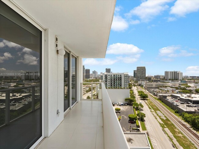 Building Photo - 4250 Biscayne Blvd