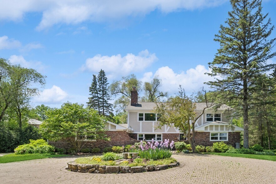 Primary Photo - 3620 Lawson Rd