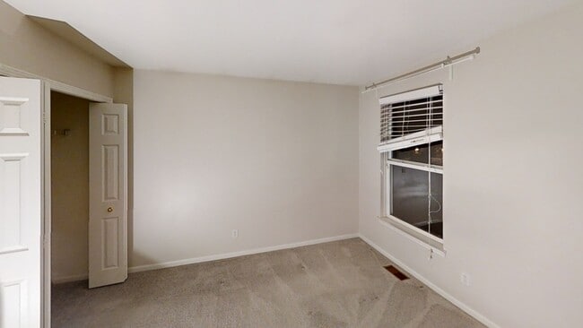 Building Photo - 10156 E Avondale Cir