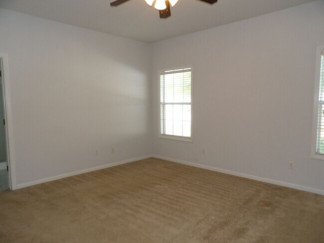 Building Photo - Clubview Estates, Enterprise, AL