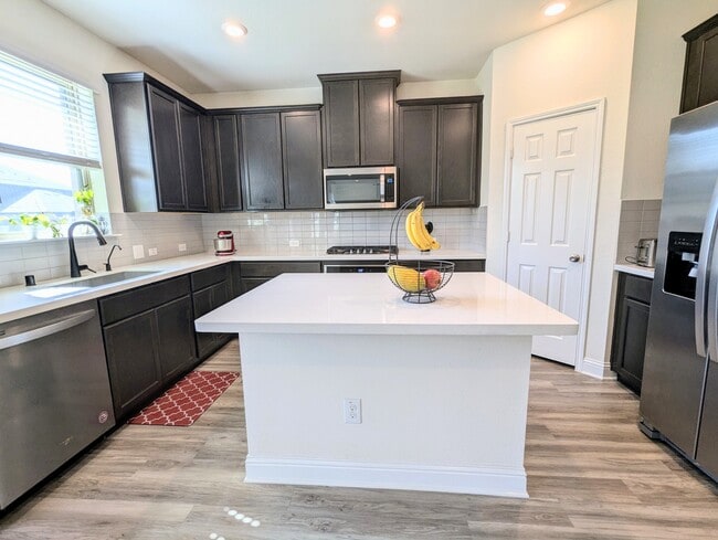 Building Photo - 3416 Osage River Trail