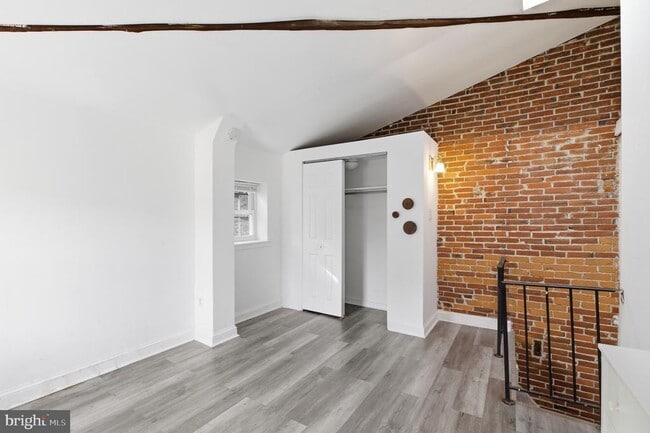 Building Photo - 251 Fulton St