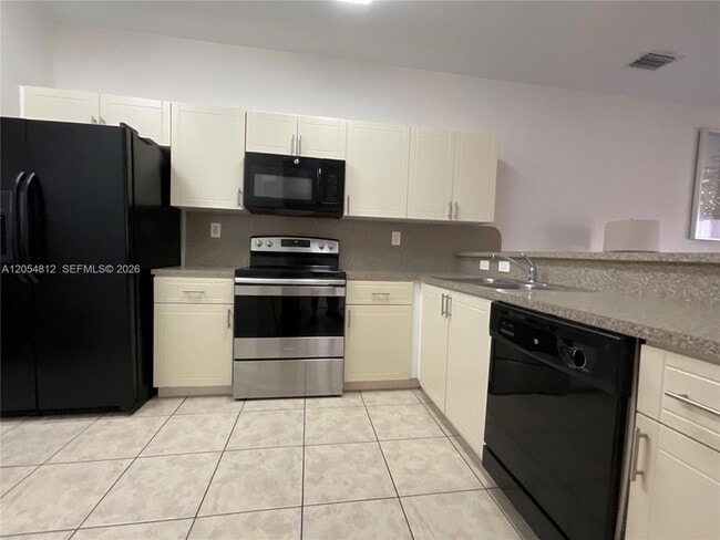 Building Photo - 15352 SW 91st St