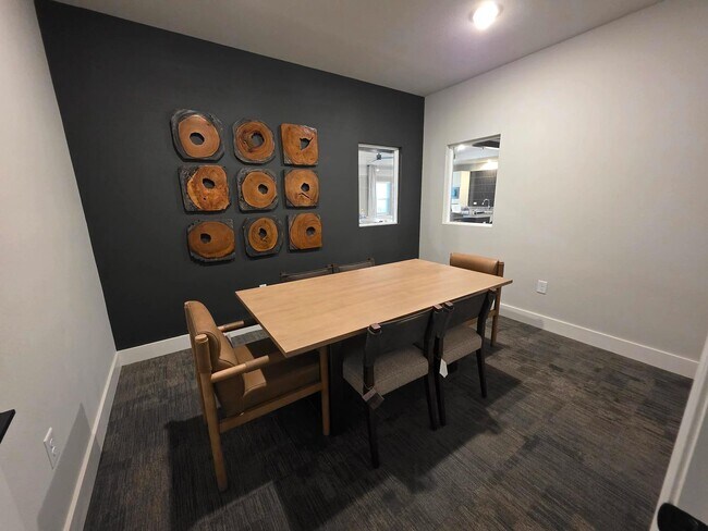 Building Photo - 1650 Harris Hill Rd