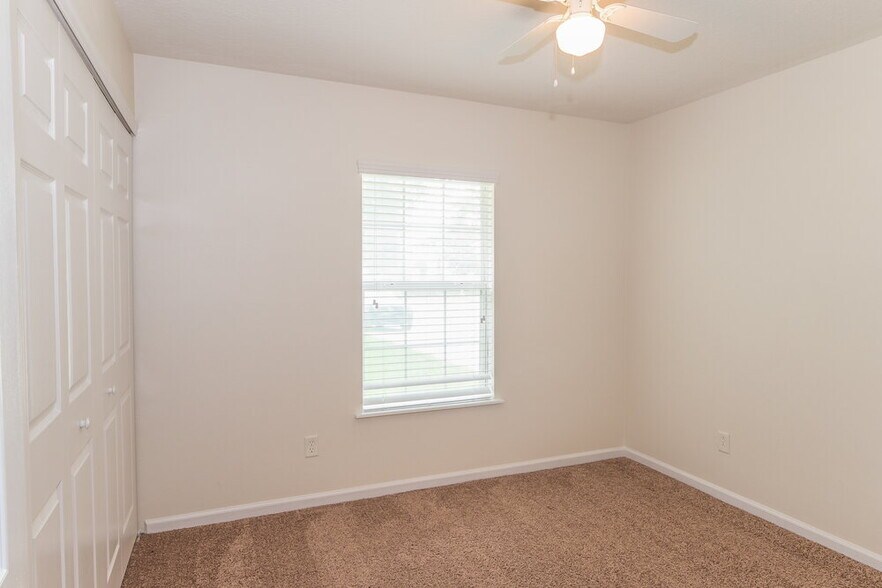 Building Photo - 7166 Newman Lake Ct