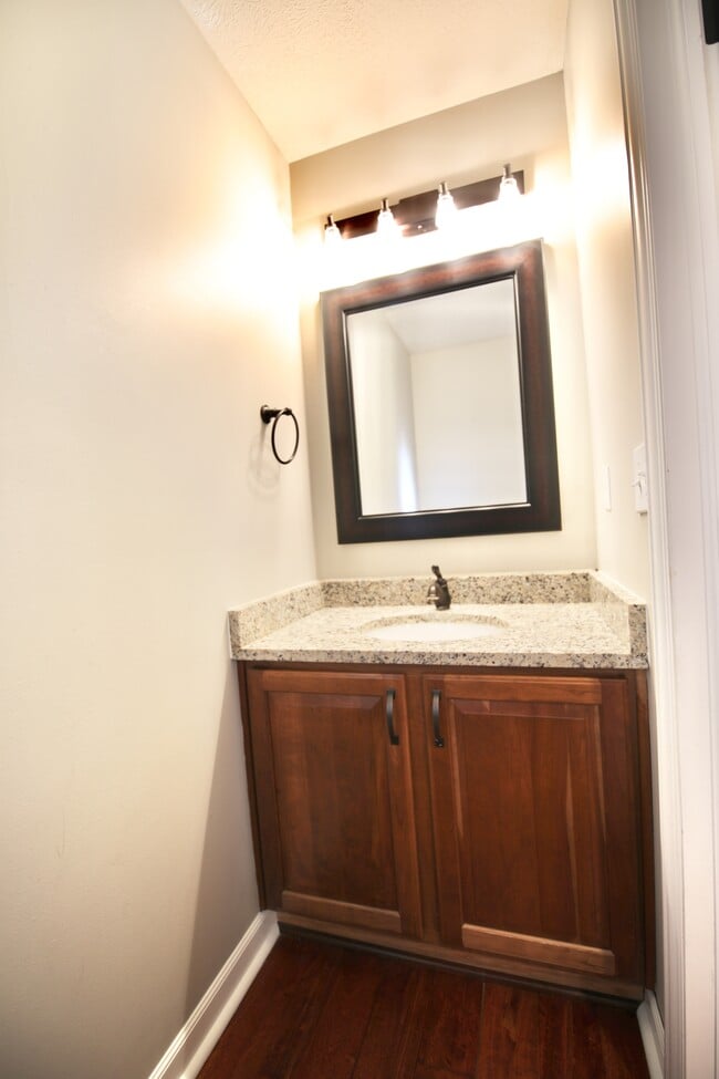 Building Photo - 7543 Ashley Meadow Dr