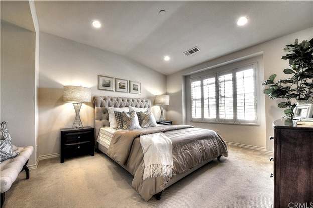 Building Photo - 31 Quartet-