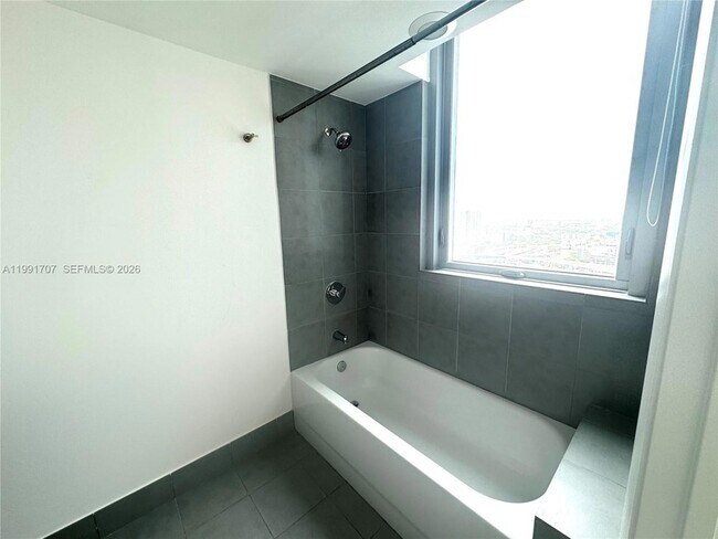 Building Photo - 92 SW 3rd St