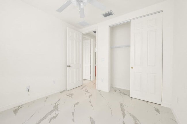 Building Photo - 447 Corte Madera Ln