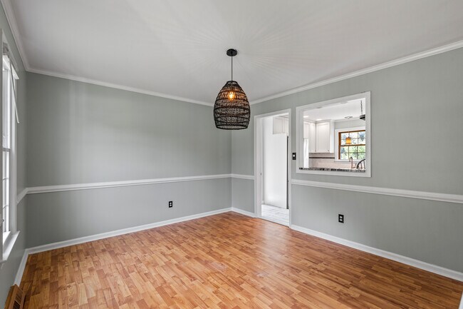 Building Photo - 1114 Collingwood Dr