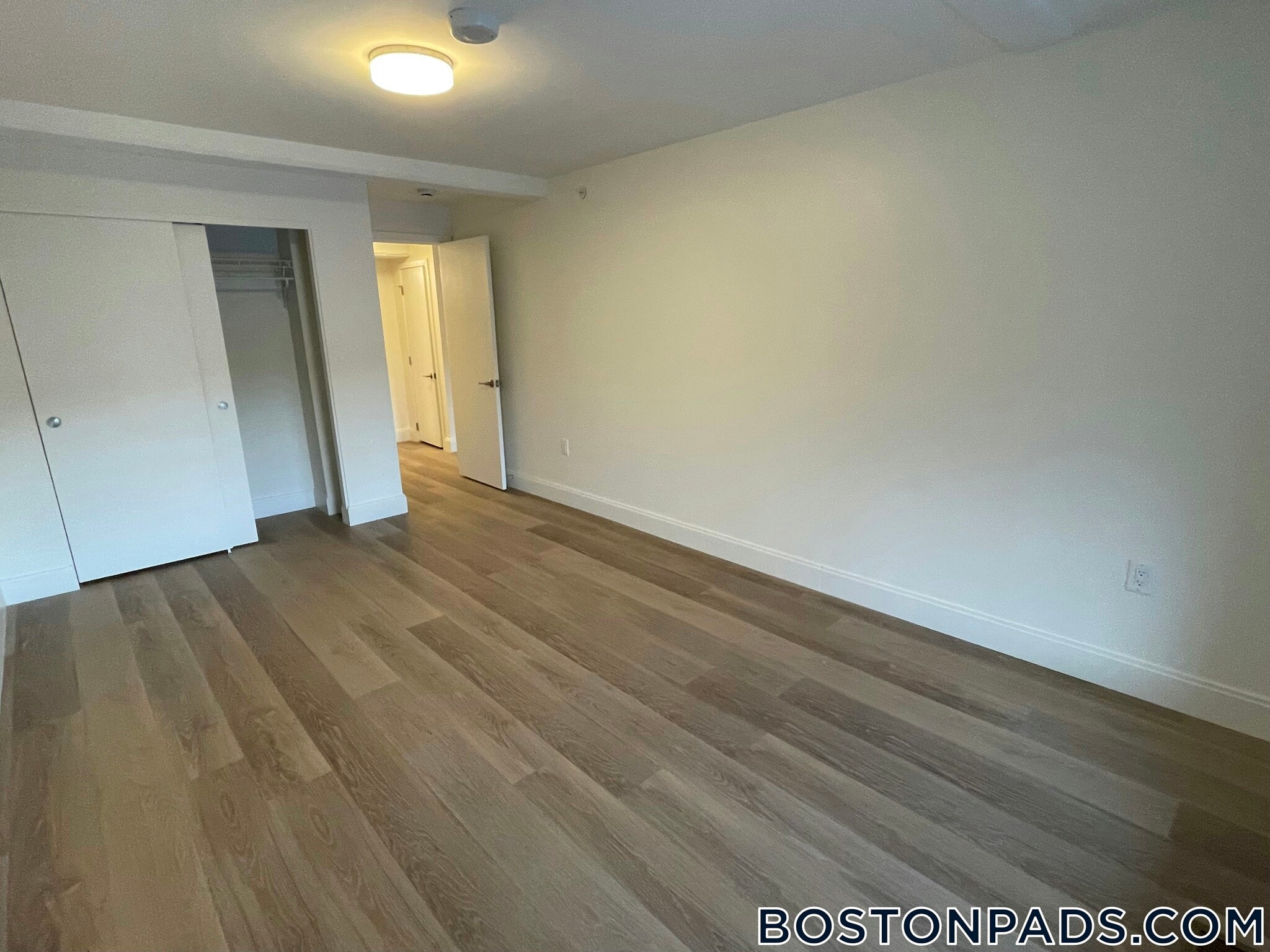 Building Photo - 1079 Commonwealth Ave